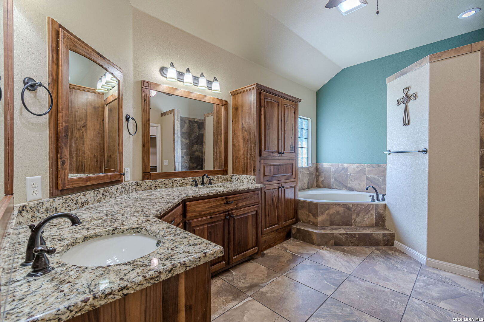 2628 Wolf Lair New Braunfels TX 78132