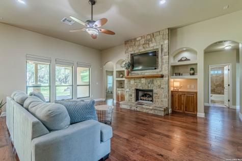 2628 Wolf Lair New Braunfels TX 78132