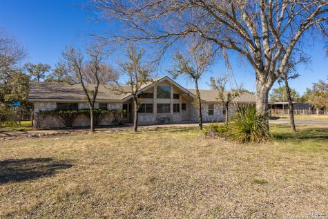 1002 Deer Forest Drive Pipe Creek TX 78063