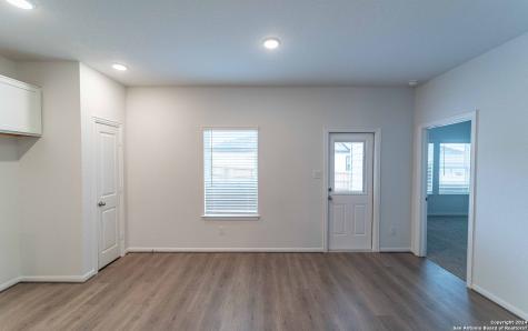 124 Fawn Trace San Antonio TX 78253