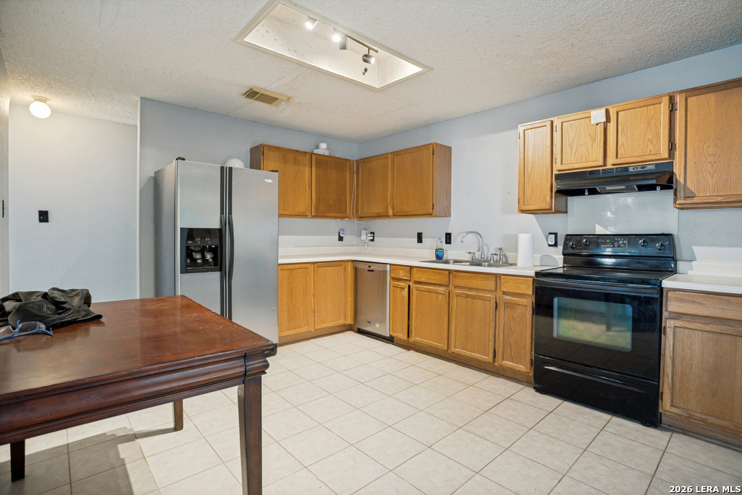 9938 Kelton Drive San Antonio TX 78250