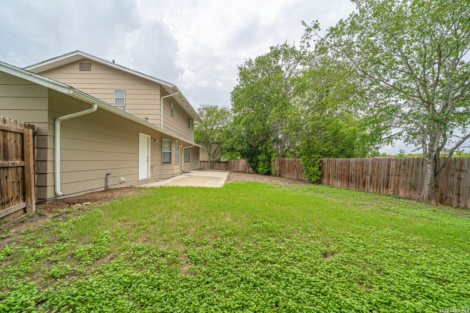 8111 Rain Forest San Antonio TX 78239