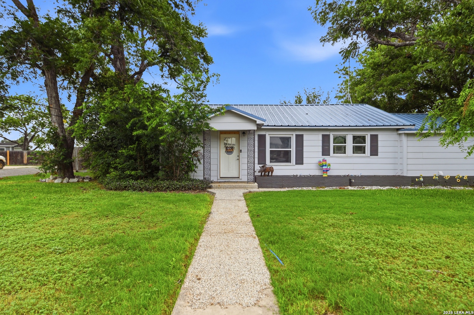 2401 Avenue J Hondo TX 78861