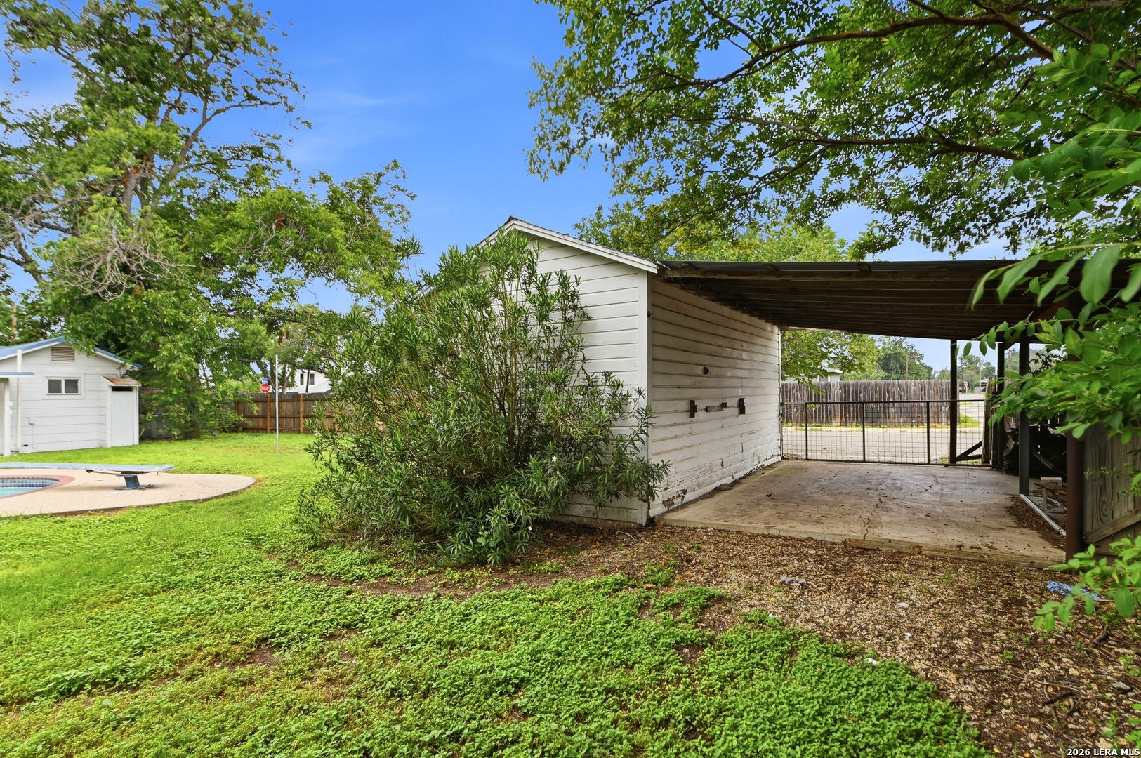 2401 Avenue J Hondo TX 78861