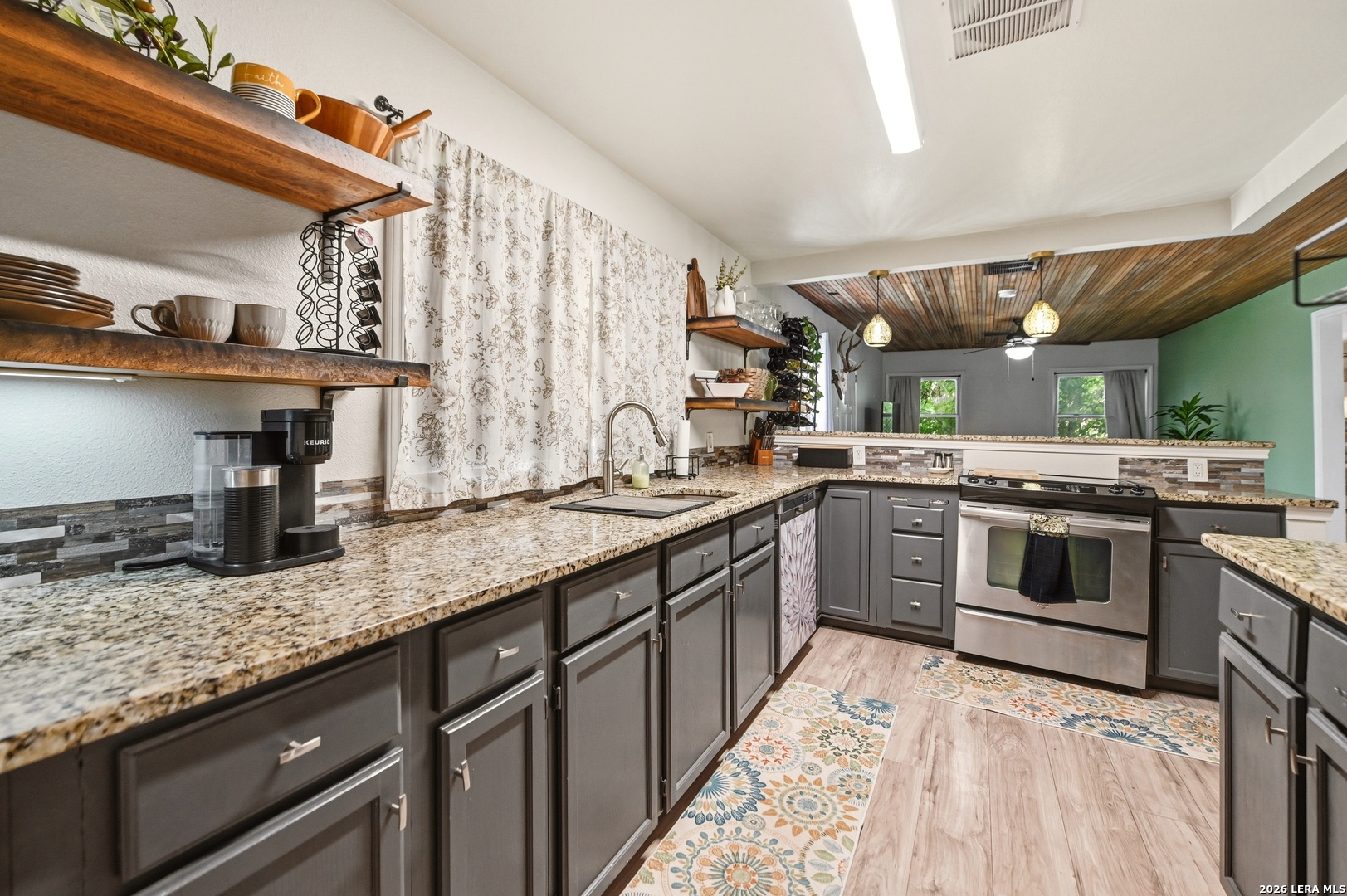 2401 Avenue J Hondo TX 78861