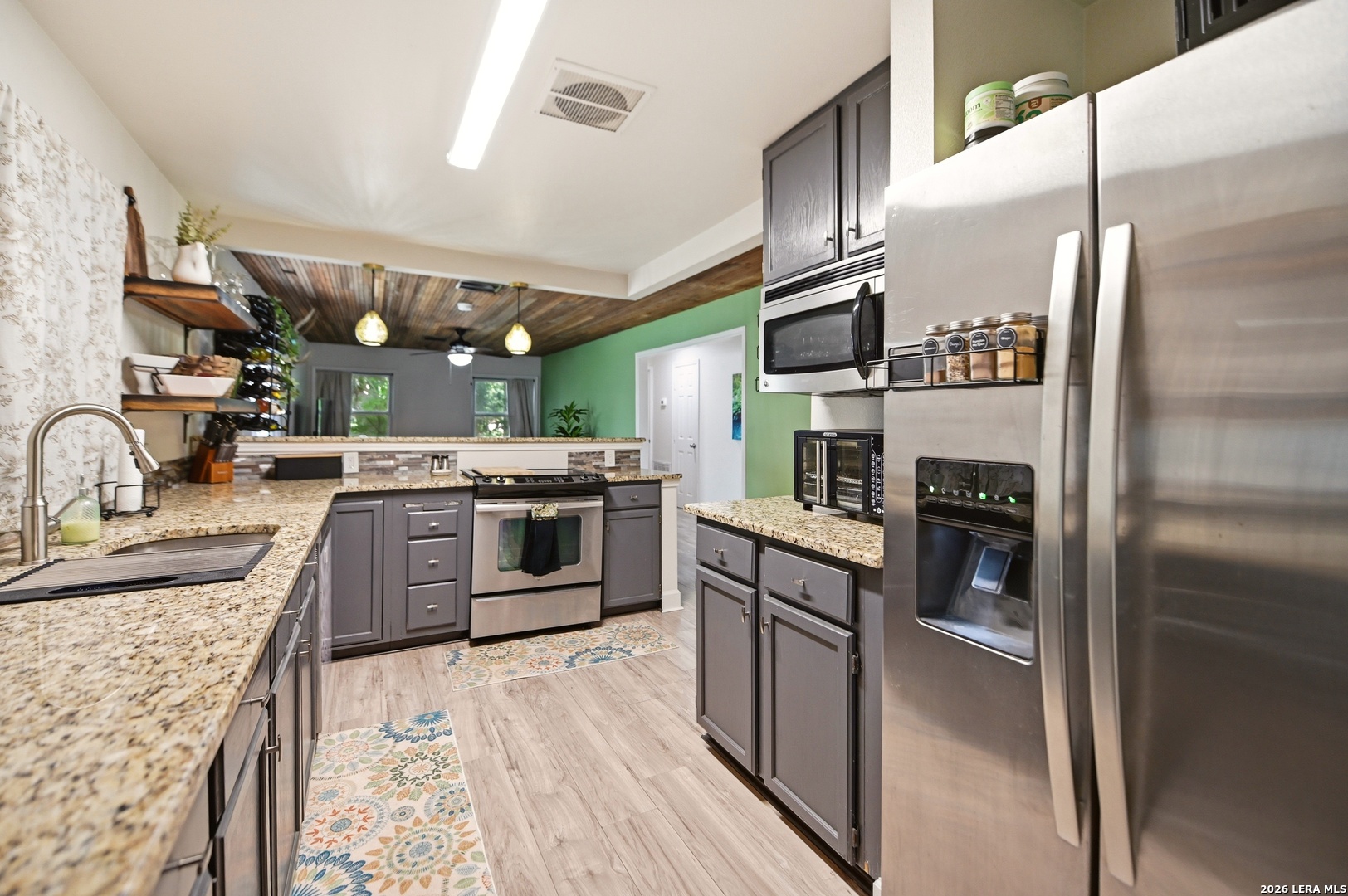 2401 Avenue J Hondo TX 78861