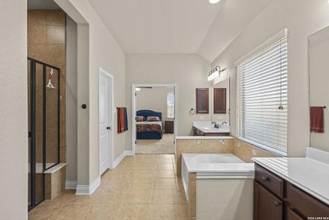 1082 Cedar Glen Drive New Braunfels TX 78132