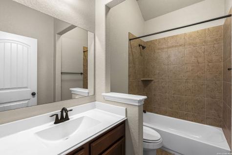 1082 Cedar Glen Drive New Braunfels TX 78132
