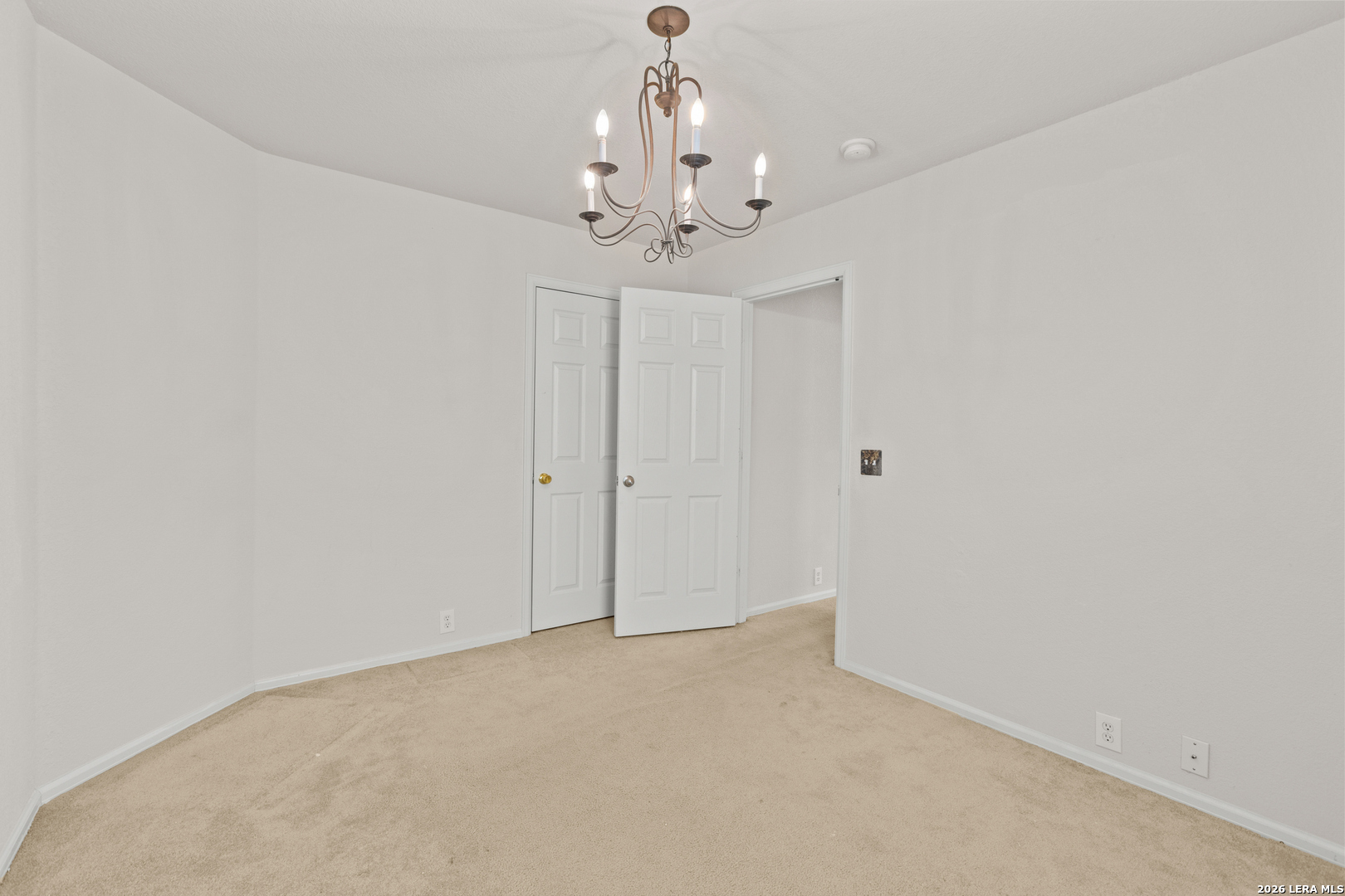 14219 Rosy Finch San Antonio TX 78233