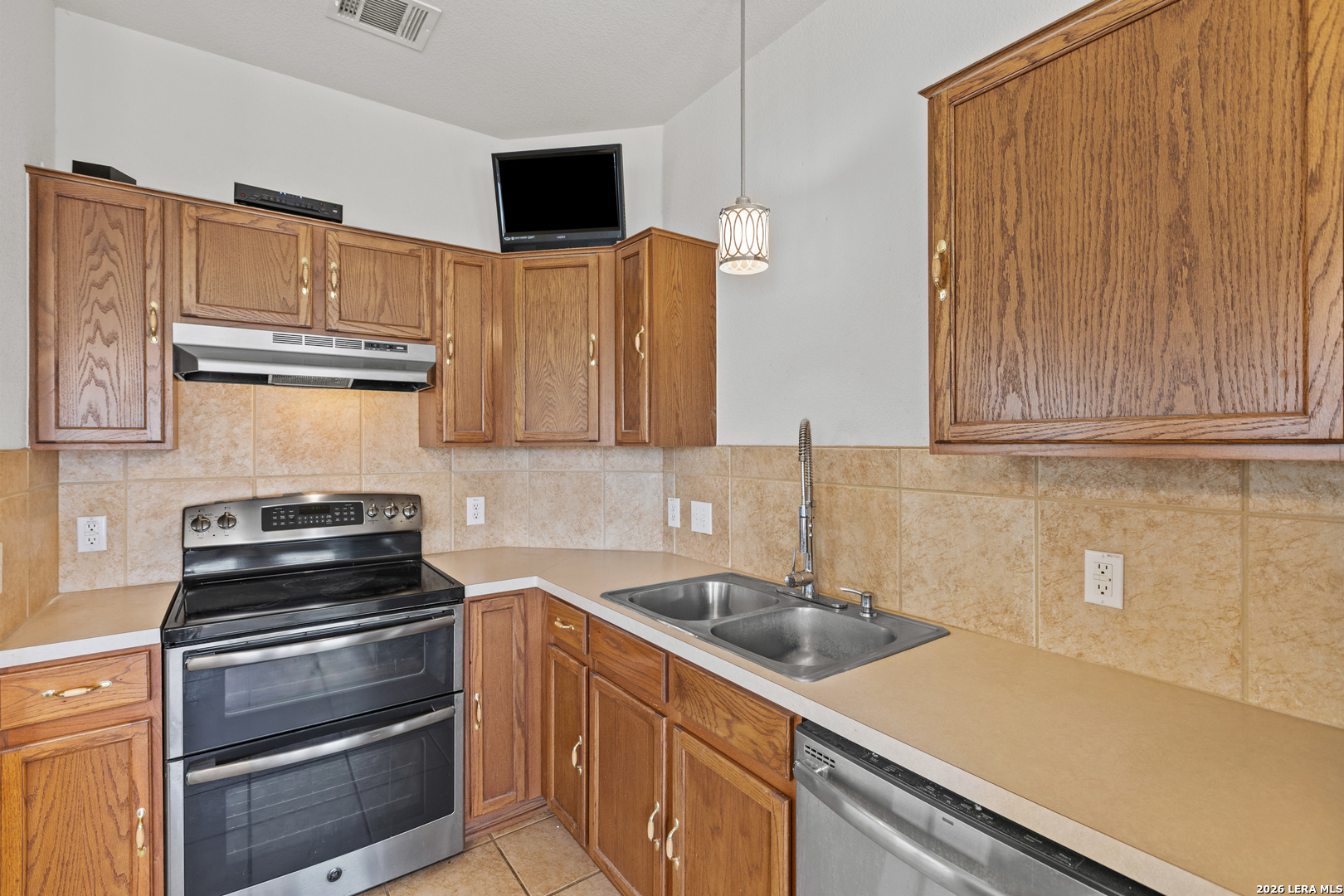14219 Rosy Finch San Antonio TX 78233