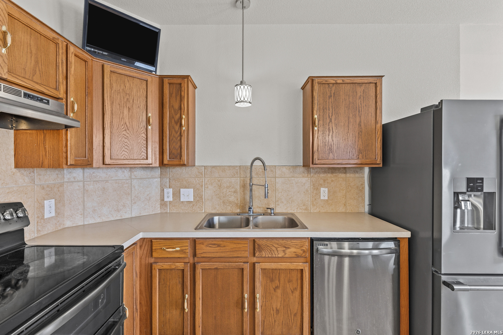 14219 Rosy Finch San Antonio TX 78233