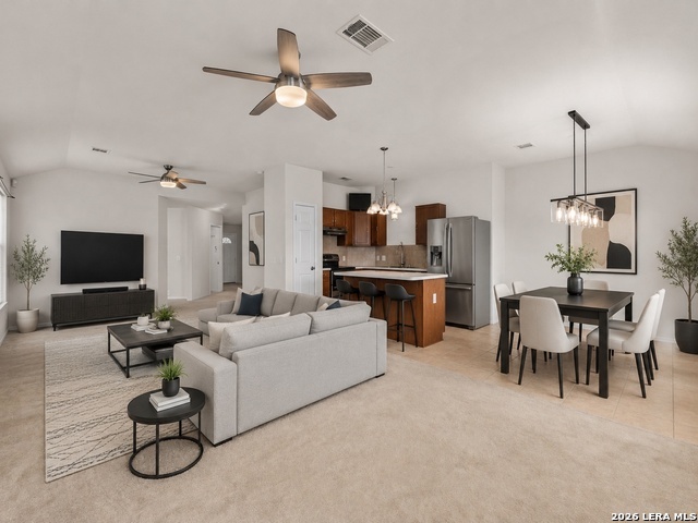 14219 Rosy Finch San Antonio TX 78233