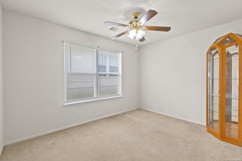 14219 Rosy Finch San Antonio TX 78233