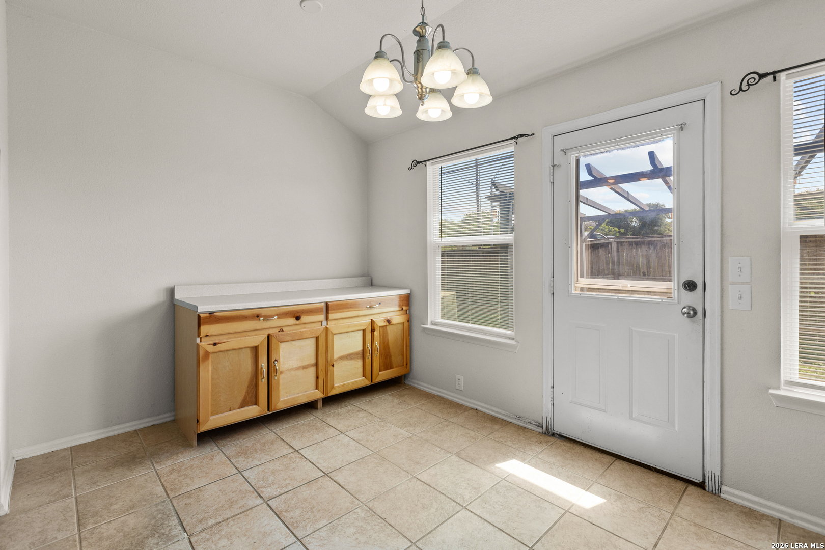 14219 Rosy Finch San Antonio TX 78233
