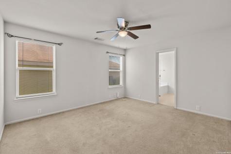 14219 Rosy Finch San Antonio TX 78233