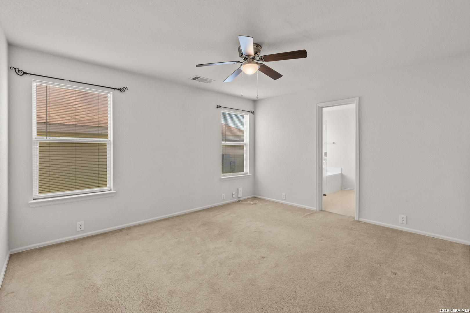 14219 Rosy Finch San Antonio TX 78233
