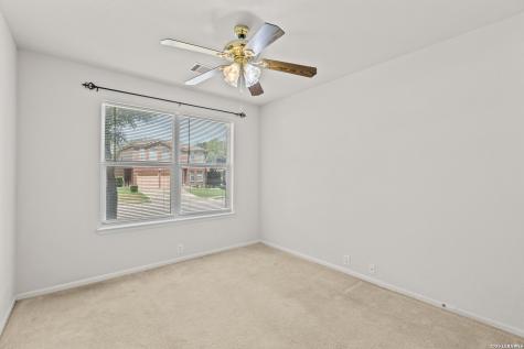14219 Rosy Finch San Antonio TX 78233