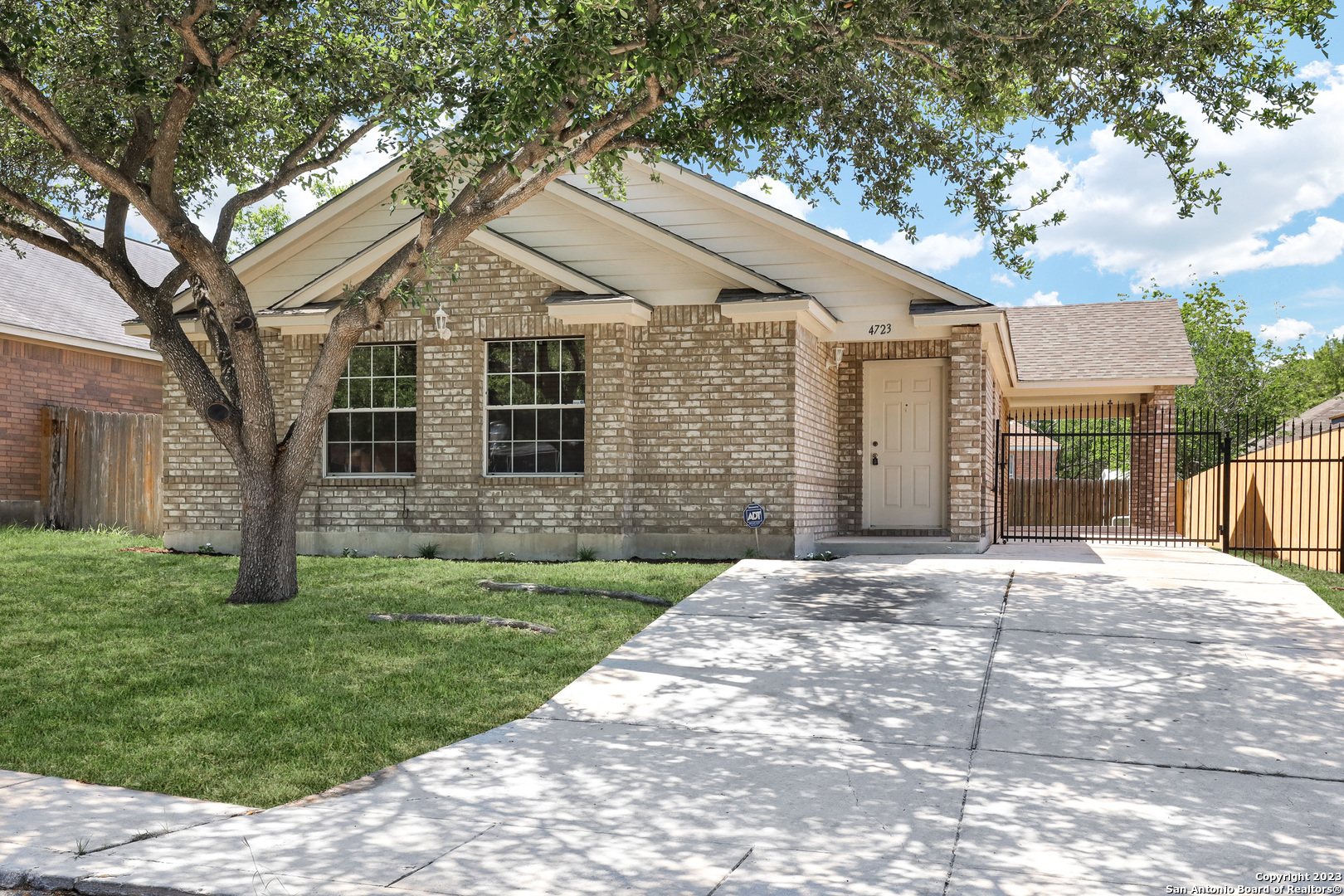 4723 Gavlick Farm San Antonio TX 78244