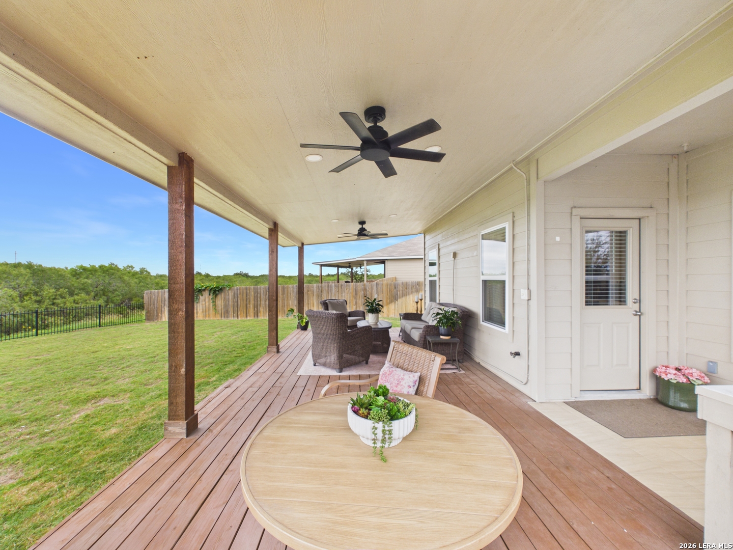 177 Legendary Trail Floresville TX 78114