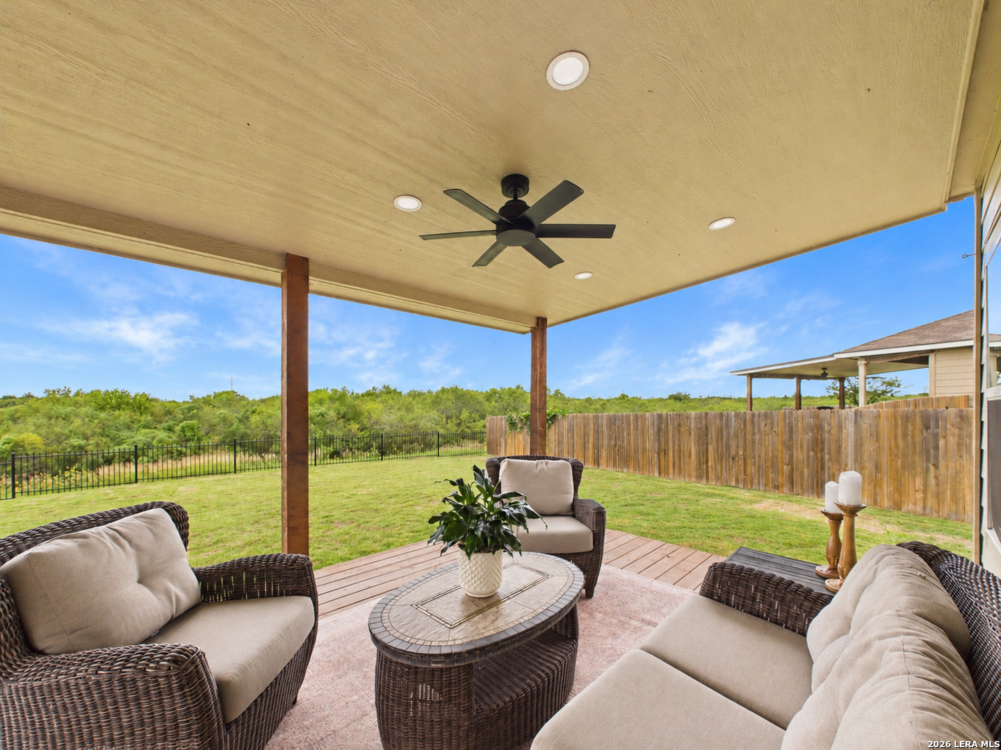 177 Legendary Trail Floresville TX 78114