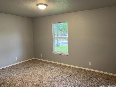 1207 Plum Street Floresville TX 78114