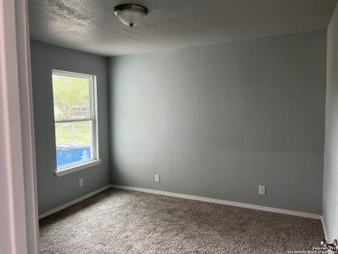 1207 Plum Street Floresville TX 78114