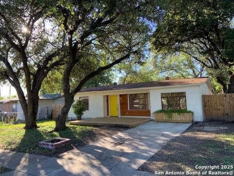 342 Basswood Drive San Antonio TX 78213