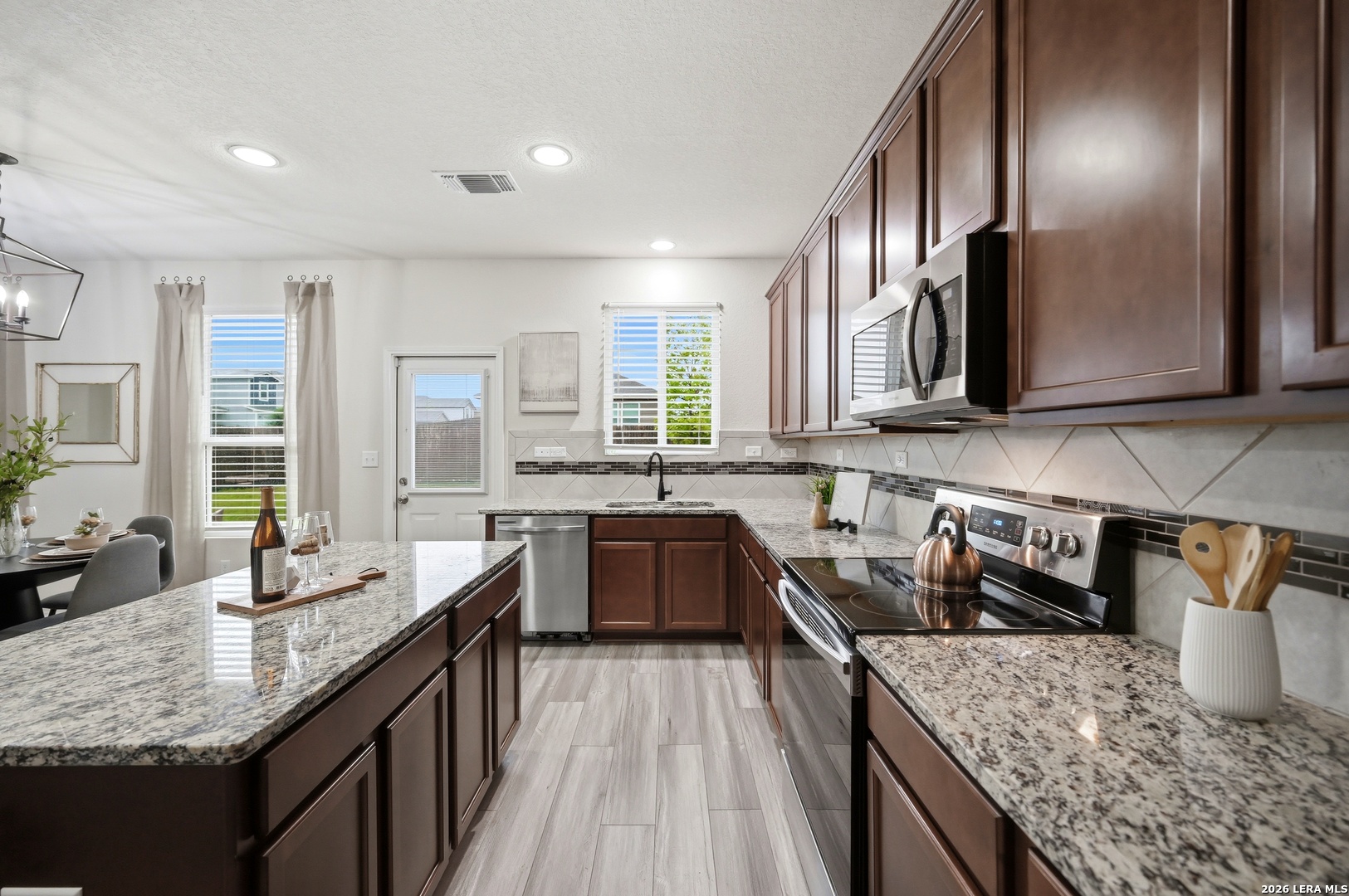 456 Nova Zembla New Braunfels TX 78130