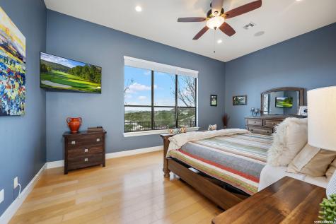800 High Oaks Canyon Lake TX 78133