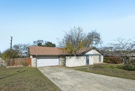 8203 Phoenix Universal City TX 78148