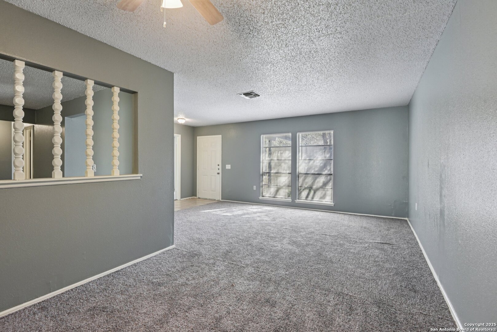 8203 Phoenix Universal City TX 78148