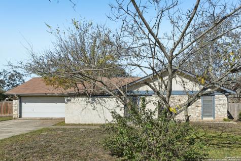 8203 Phoenix Universal City TX 78148
