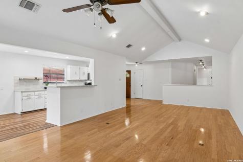106 Hiler San Antonio TX 78209