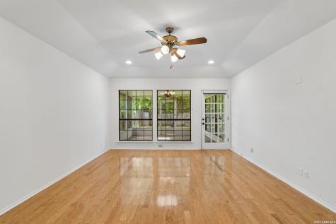 106 Hiler San Antonio TX 78209