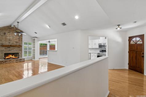 106 Hiler San Antonio TX 78209