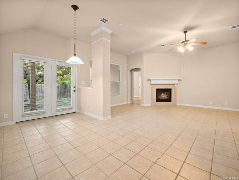 26710 Trinity Hill San Antonio TX 78261