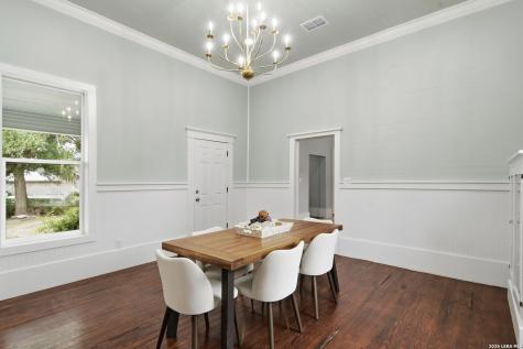 309 E Houston Street Knippa TX 78870
