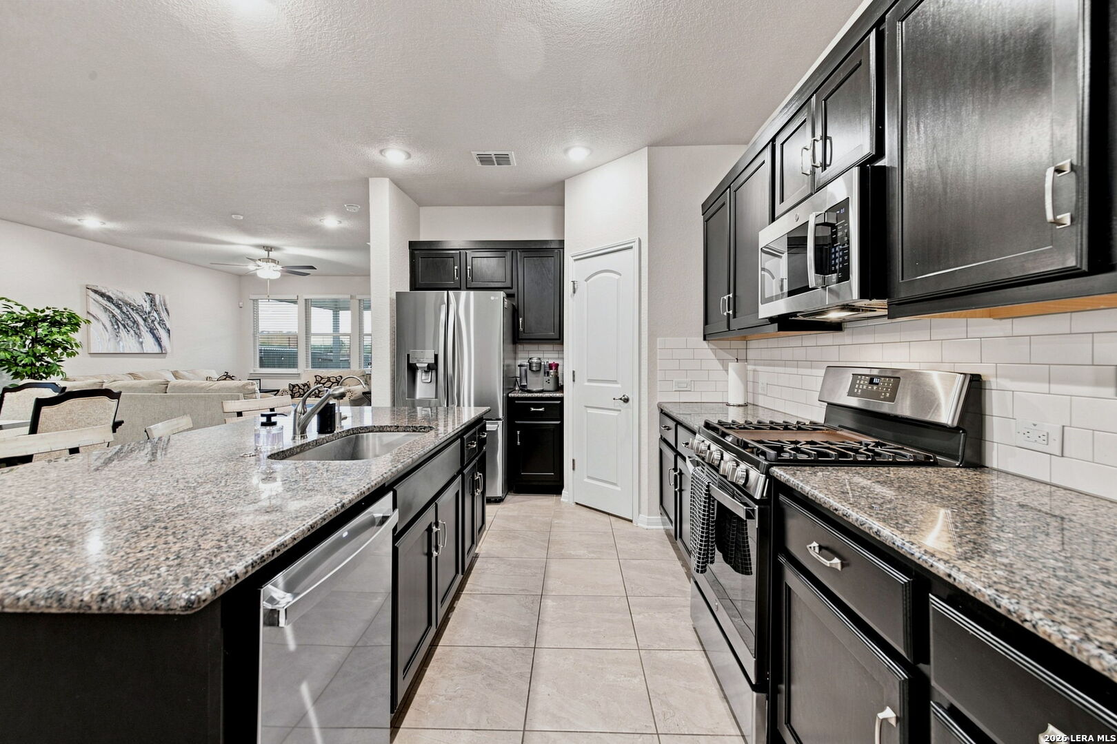 8239 Sunrise Glen Schertz TX 78154