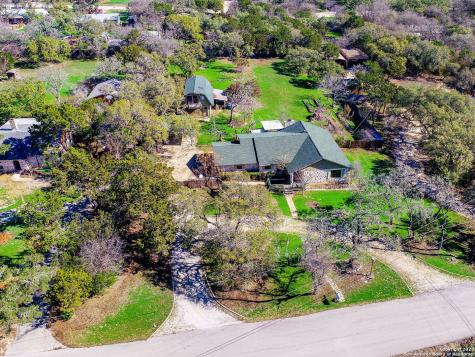306 Village West Drive San Marcos TX 78666