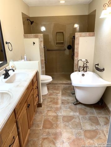 1080 Guadalupe New Braunfels TX 78132