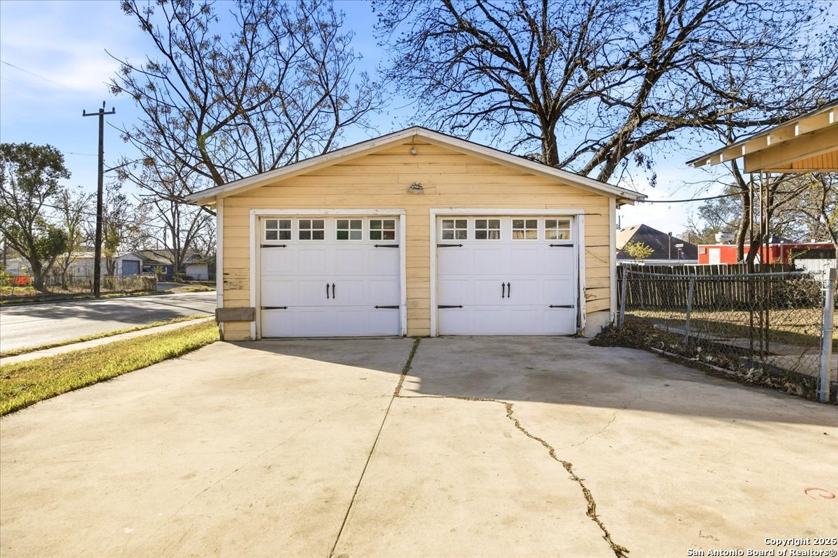 242 Fairview Avenue San Antonio TX 78223