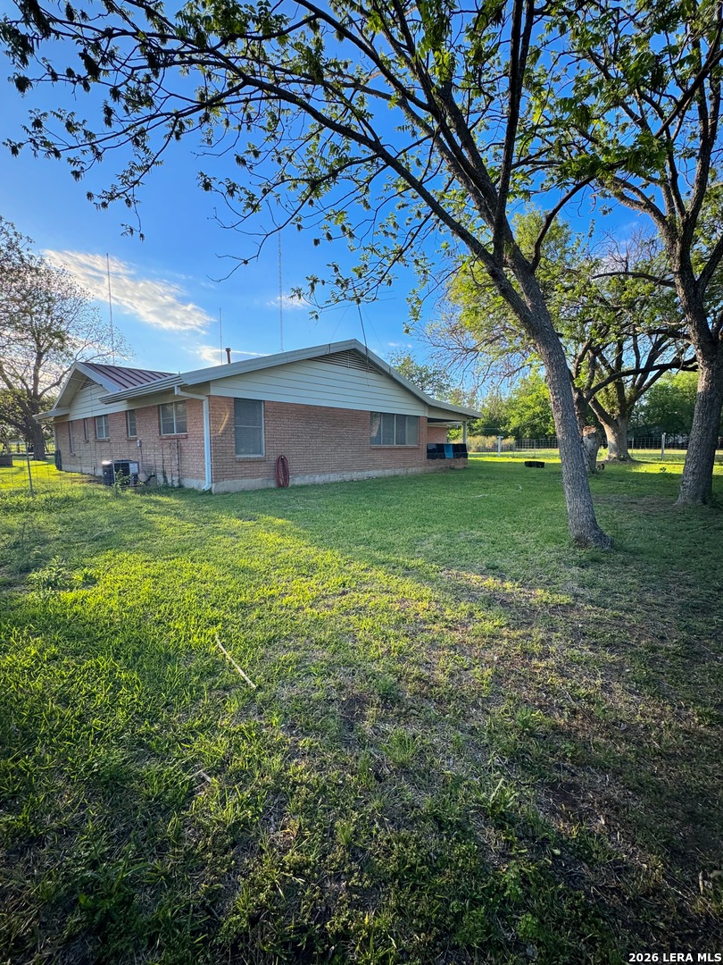 8798 Abe Lincoln San Antonio TX 78240