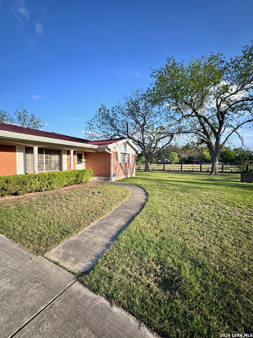 8798 Abe Lincoln San Antonio TX 78240