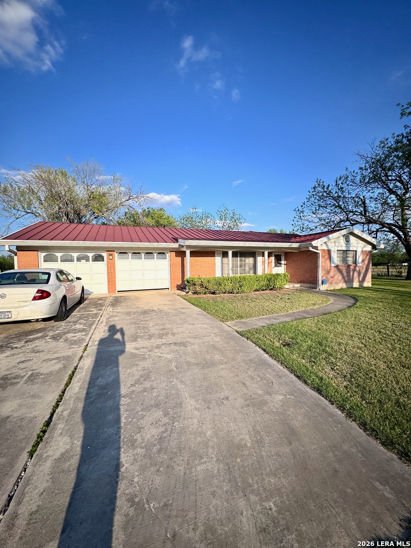 8798 Abe Lincoln San Antonio TX 78240