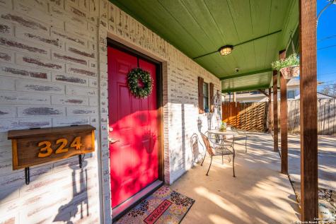324 Ross Street Kerrville TX 78028
