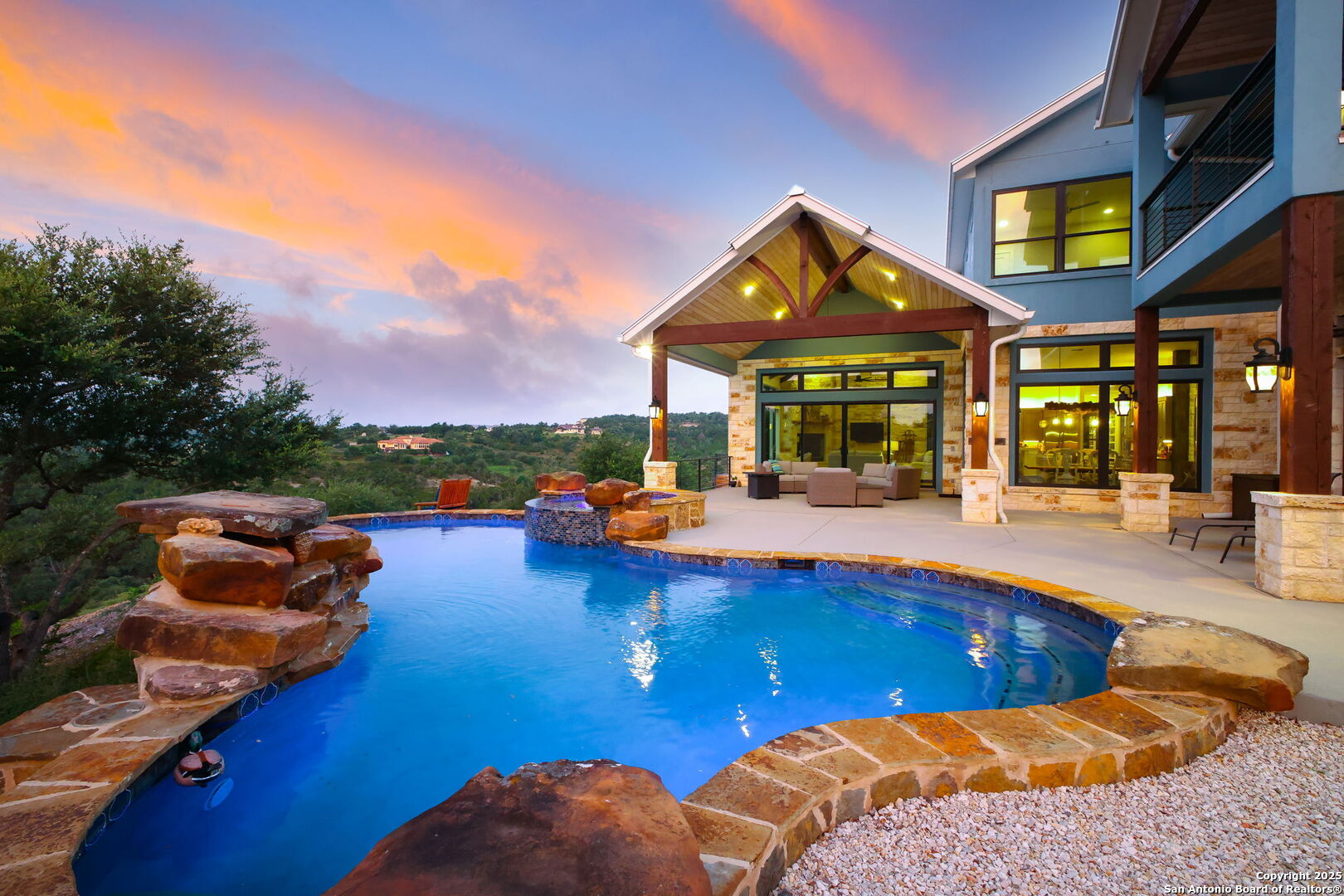 New Braunfels TX, 1023 Comanche Ridge