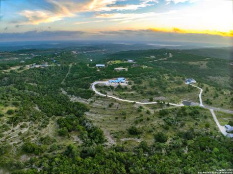 1023 Comanche Ridge New Braunfels TX 78132