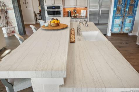 1023 Comanche Ridge New Braunfels TX 78132