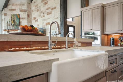 1023 Comanche Ridge New Braunfels TX 78132