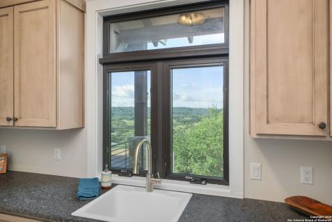 1023 Comanche Ridge New Braunfels TX 78132